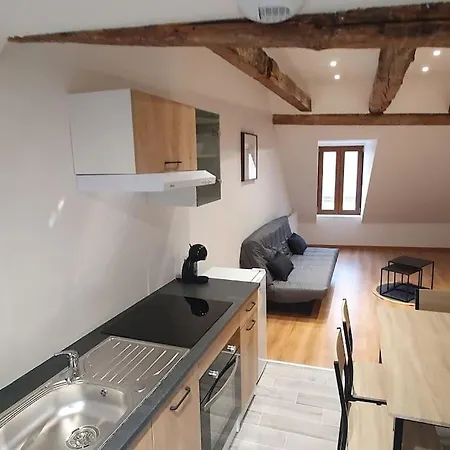 アパート Sejour Au Port De サヴェルヌ